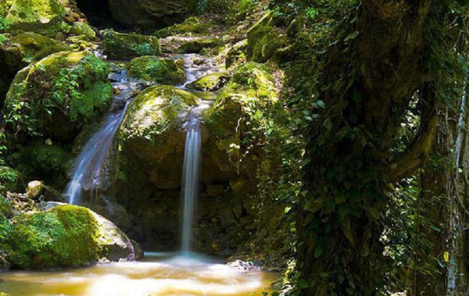 روستای اسب چین عباس آباد مازندران