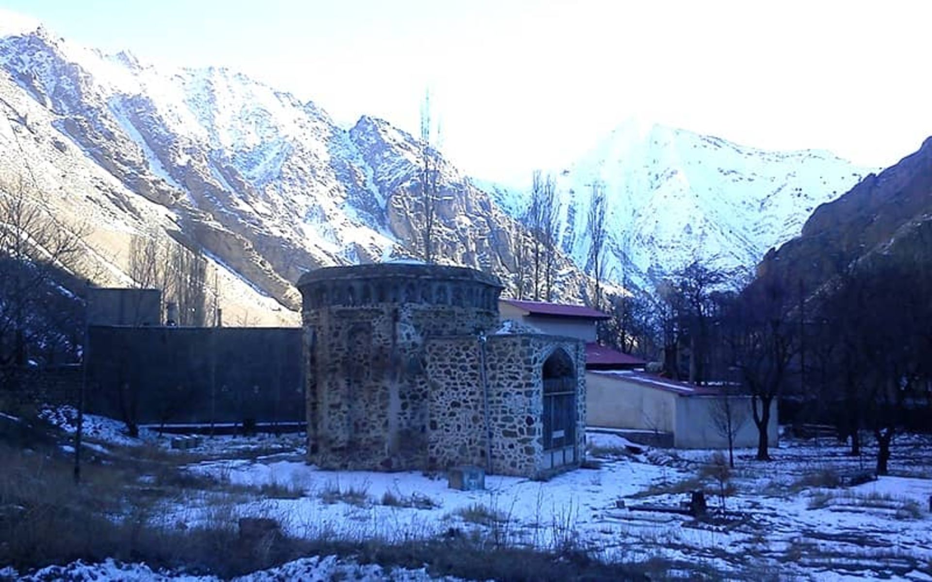 برج تهمینه