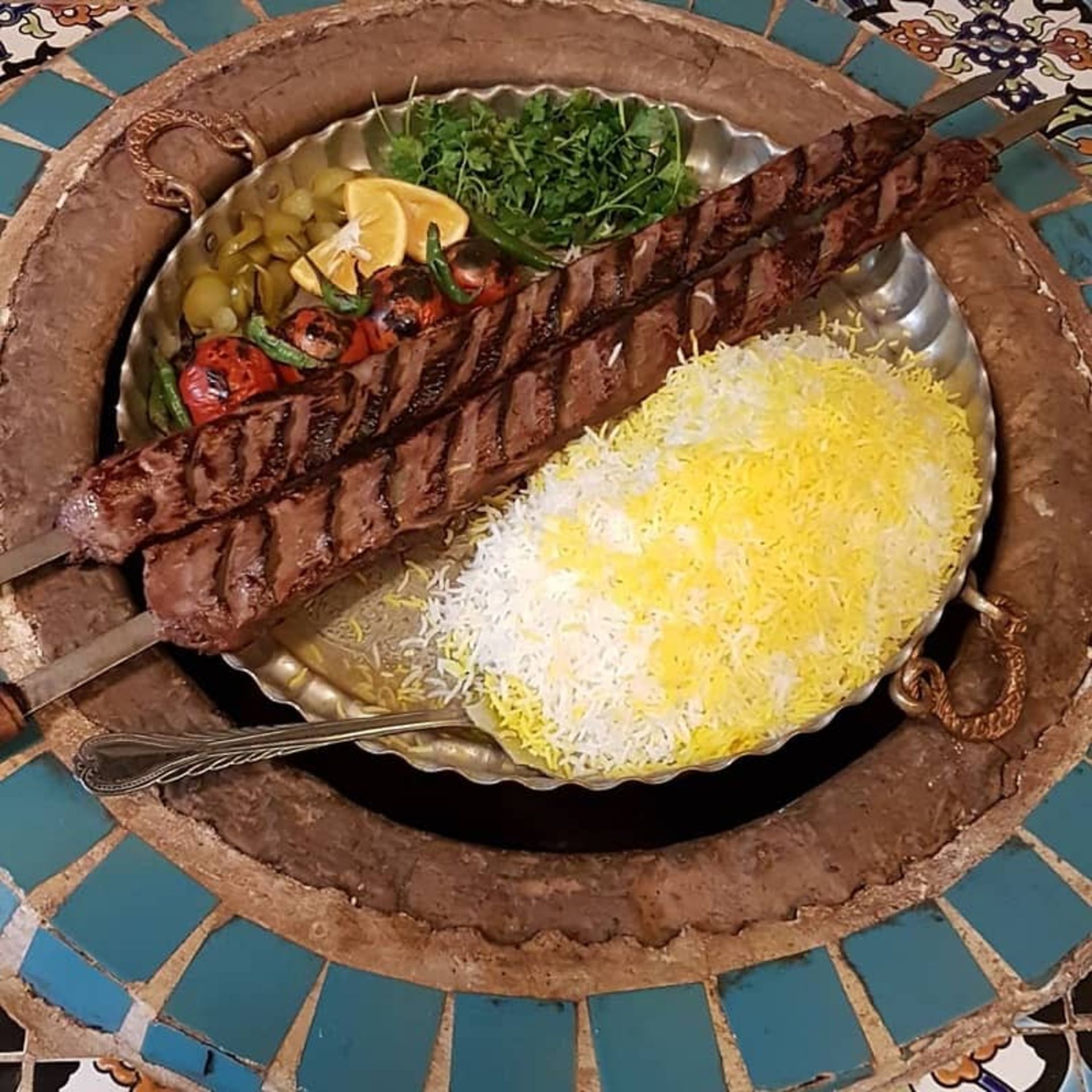 رستوران سنتی یاقوت
