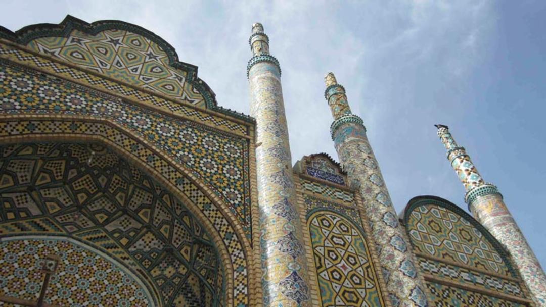 تزیینات کاشی‌کاری امامزاده شاهزاده حسین
