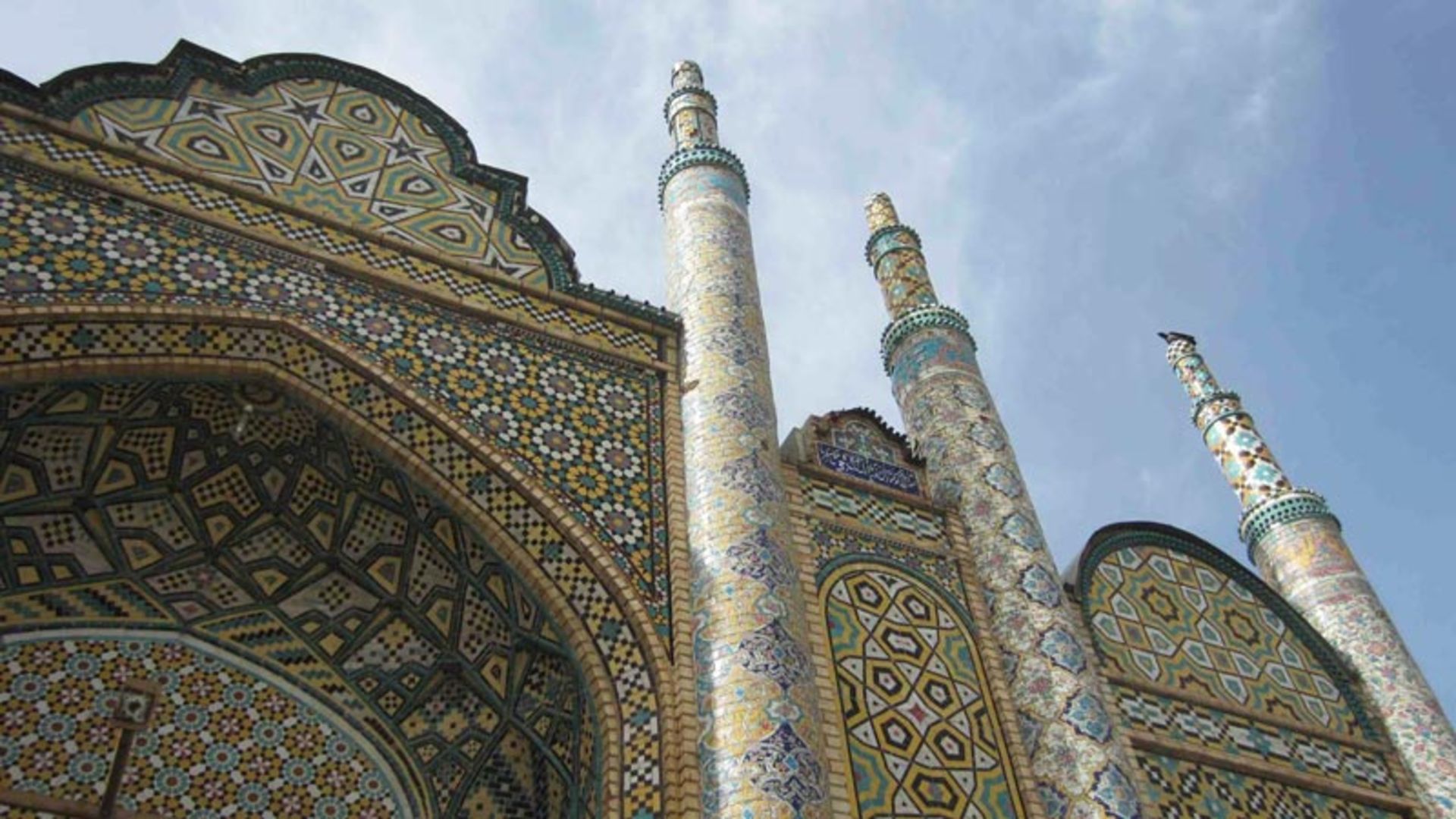 تزیینات کاشی‌کاری امامزاده شاهزاده حسین