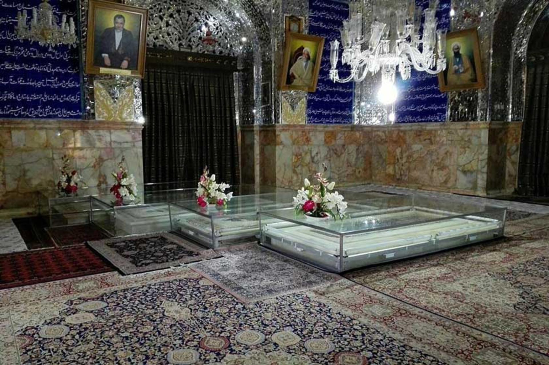 فضای داخلی مزار سلطانی بیدخت