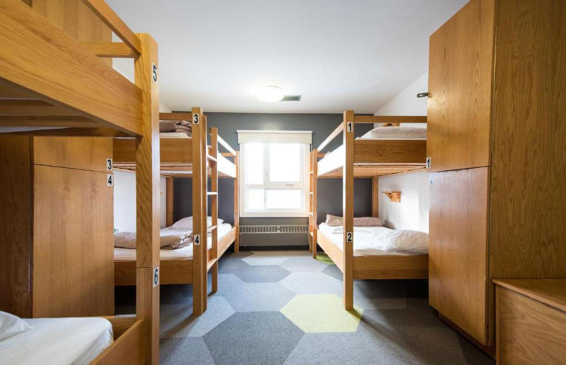 HI Calgary City Centre - Hostel 
