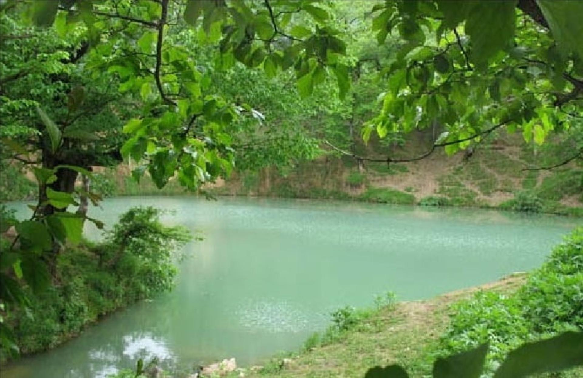 چشمه روستای وله