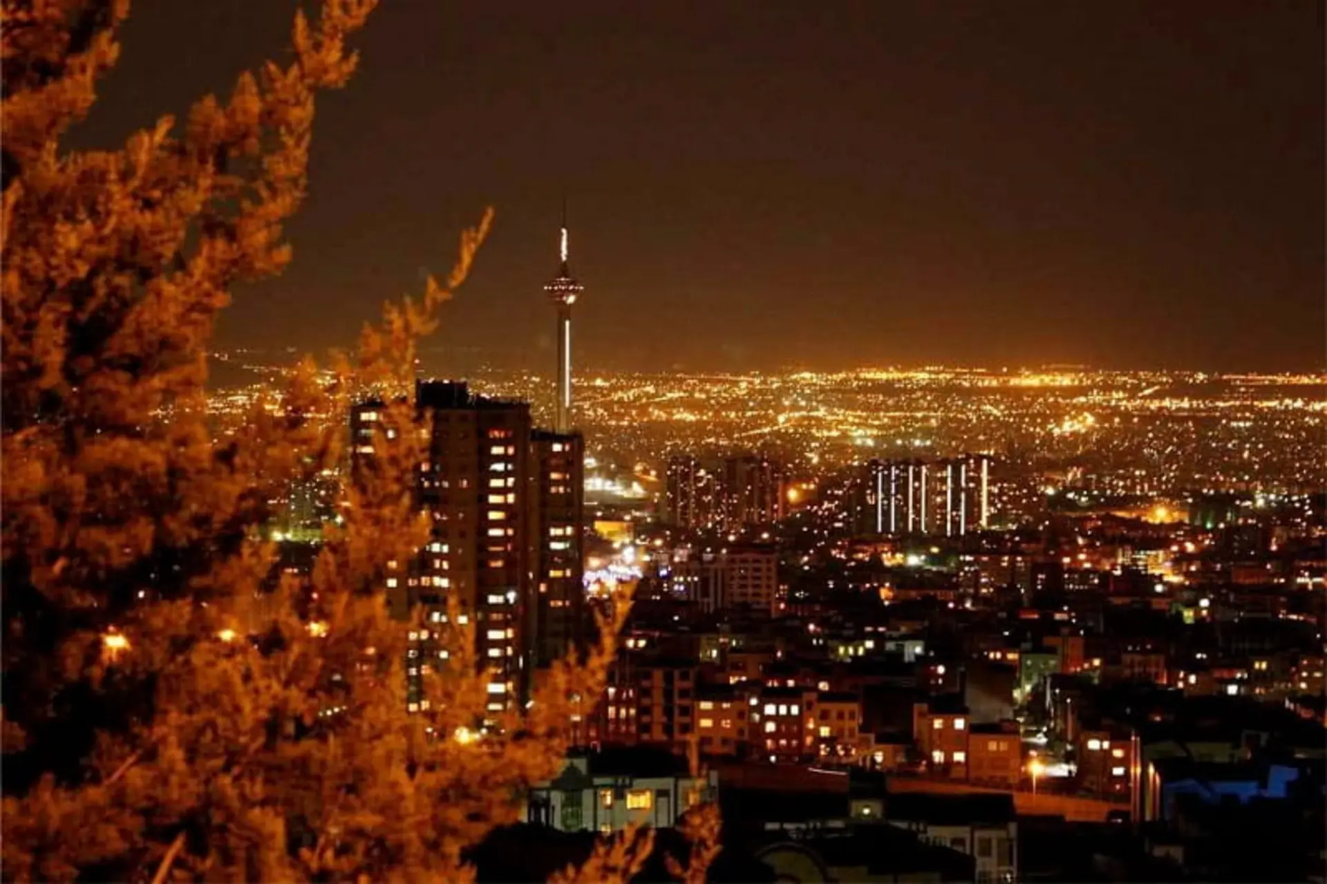  نمای شب بام توچال