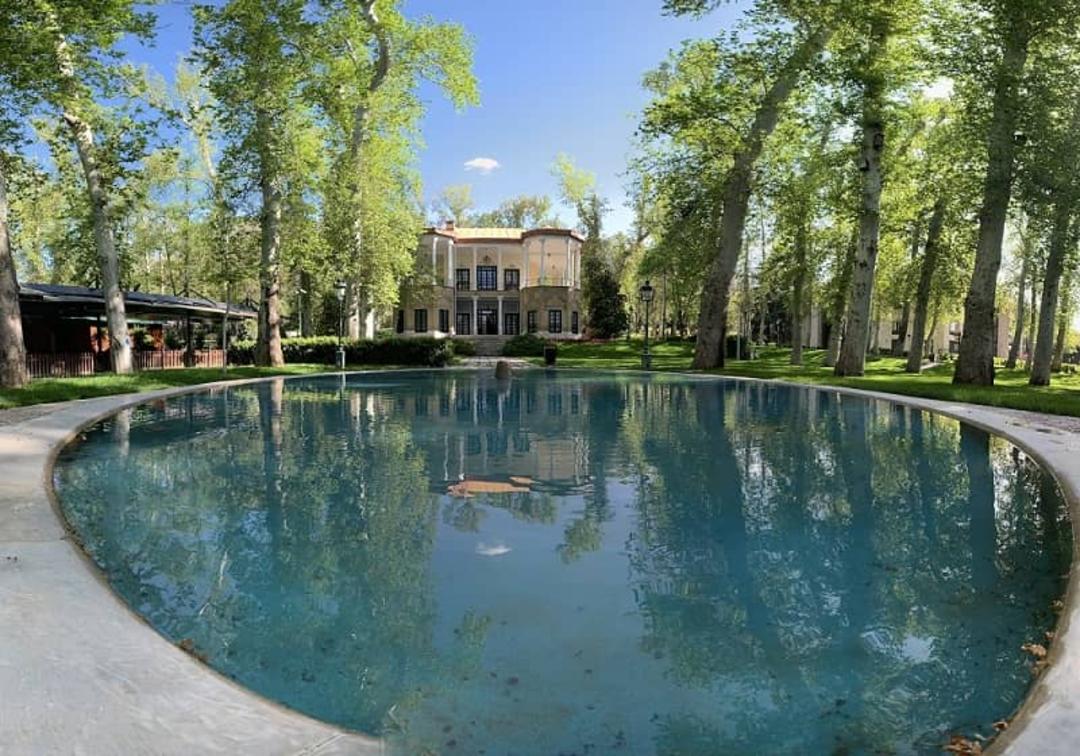 مجموعه فرهنگی تاریخی نیاوران