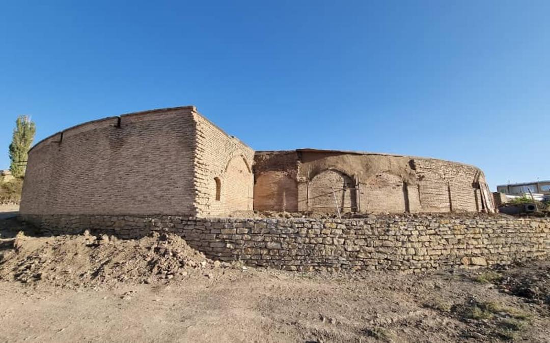 کاروانسرای تاج آباد