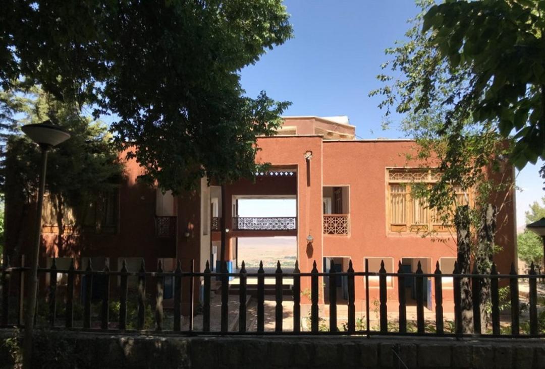 کوشک صفوی نیاسر