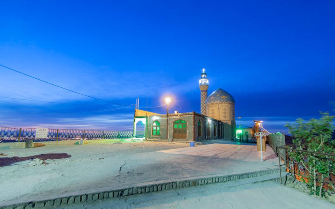منظره شبانه کوه خضر