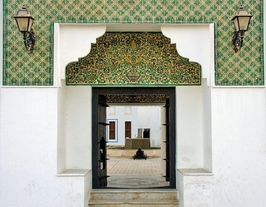 کاخ الحصن