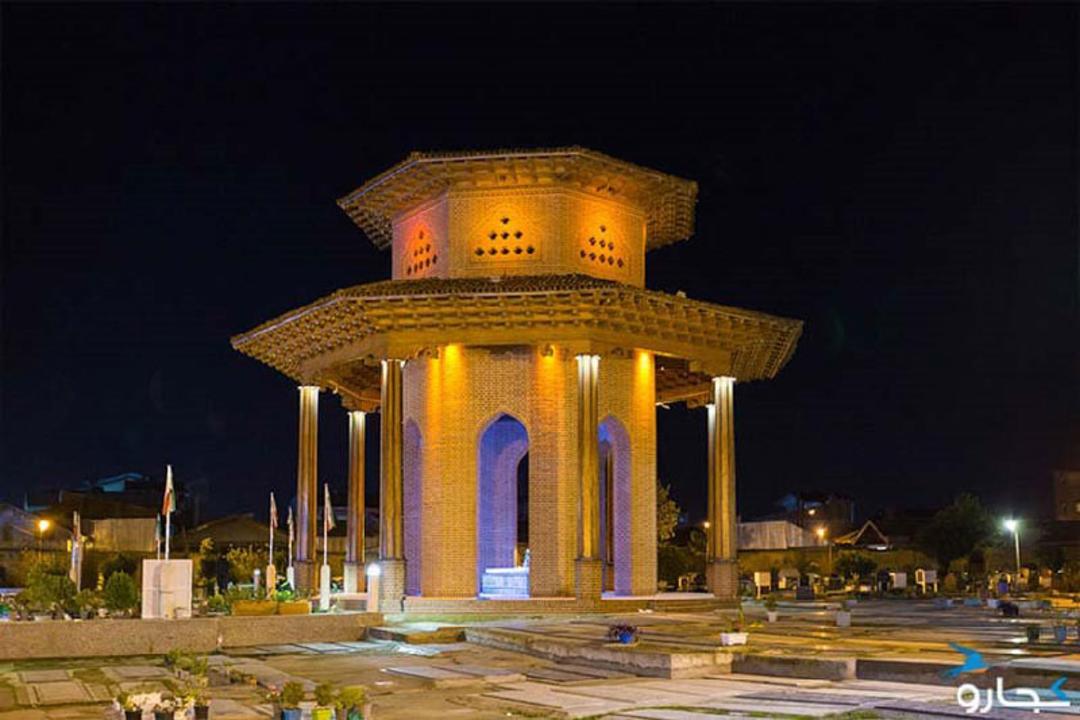 نورپردازی آرامگاه میرزا کوچک خان