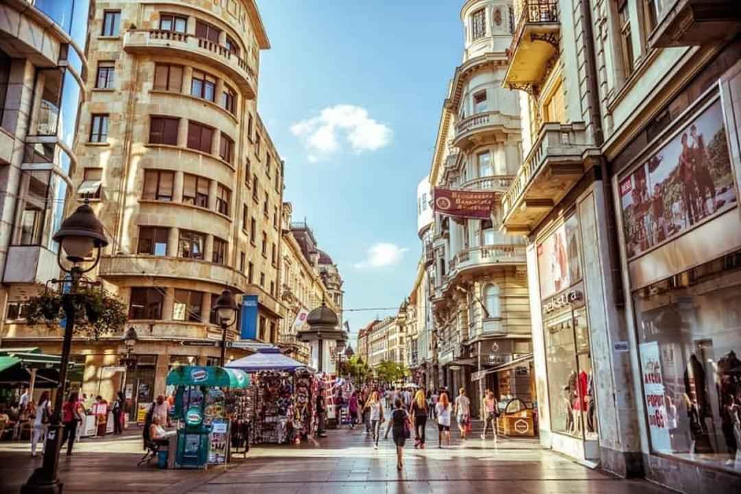 خیابان نز میهالووا