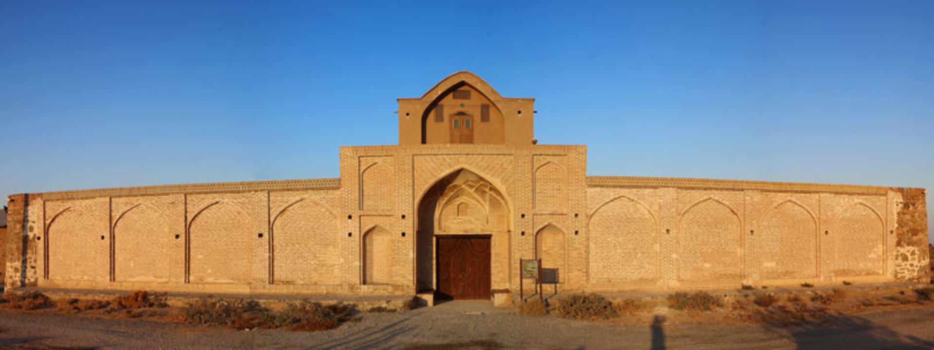 عکس پانوراما از کاروانسرای پاسنگان