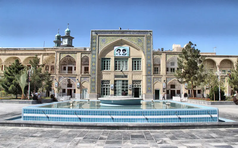 حوض مدرسه فیضیه