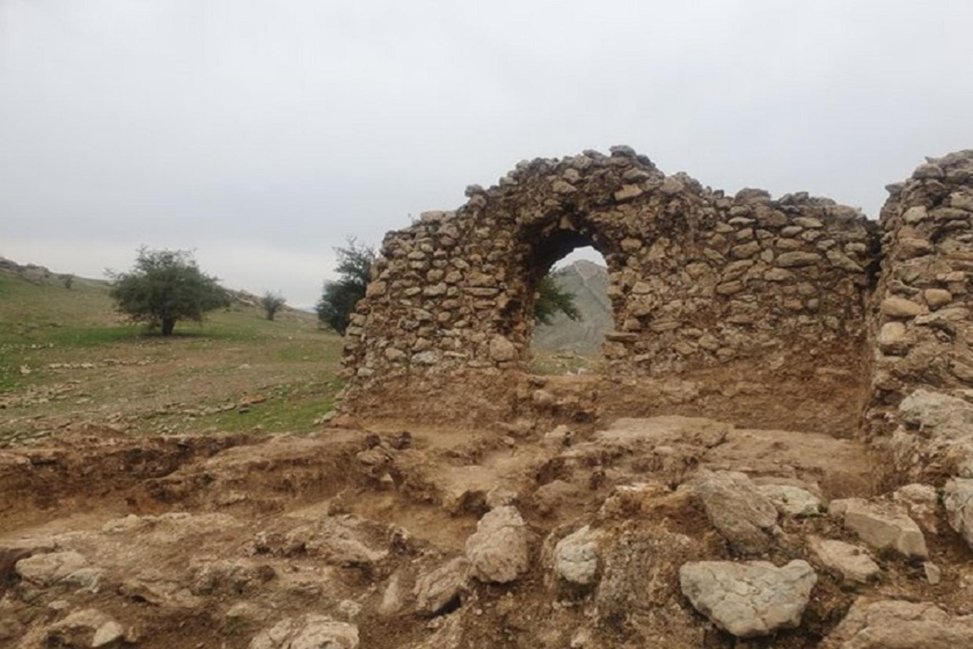 محوطه ۷۷ چم شیر