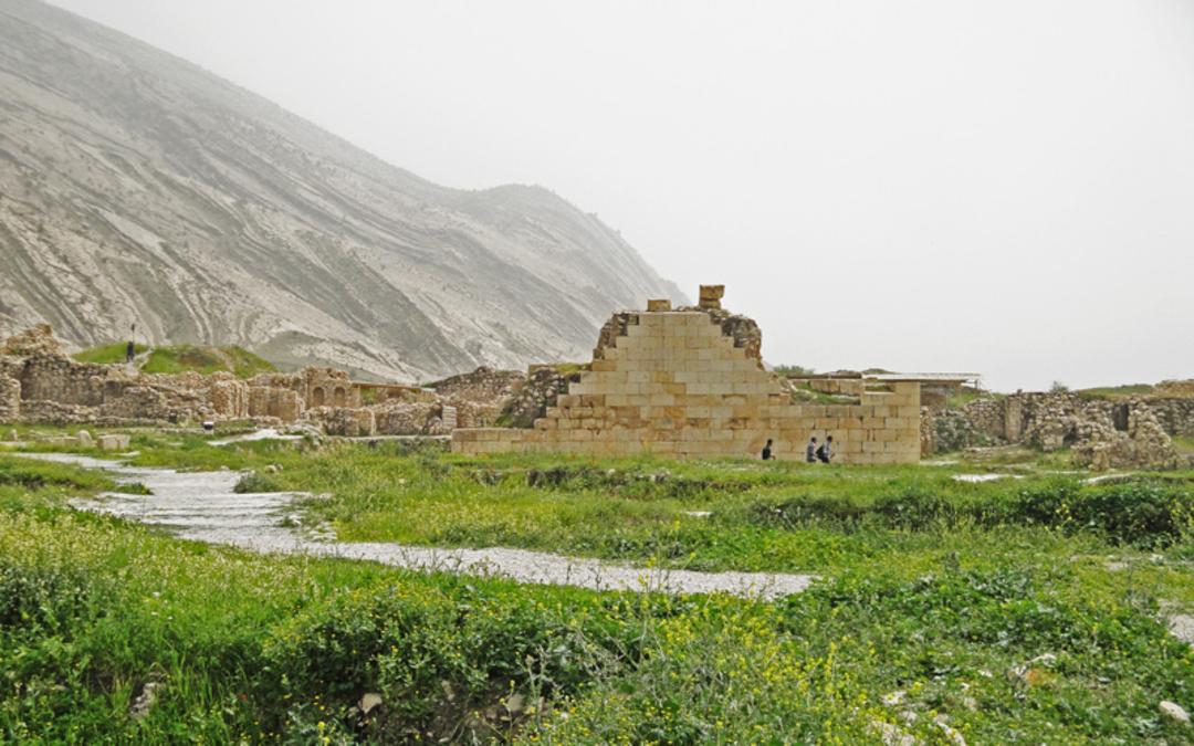 منظر شهر باستانی بیشاپور
