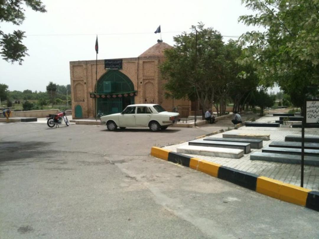 امام‌زاده جعفر هشتگرد