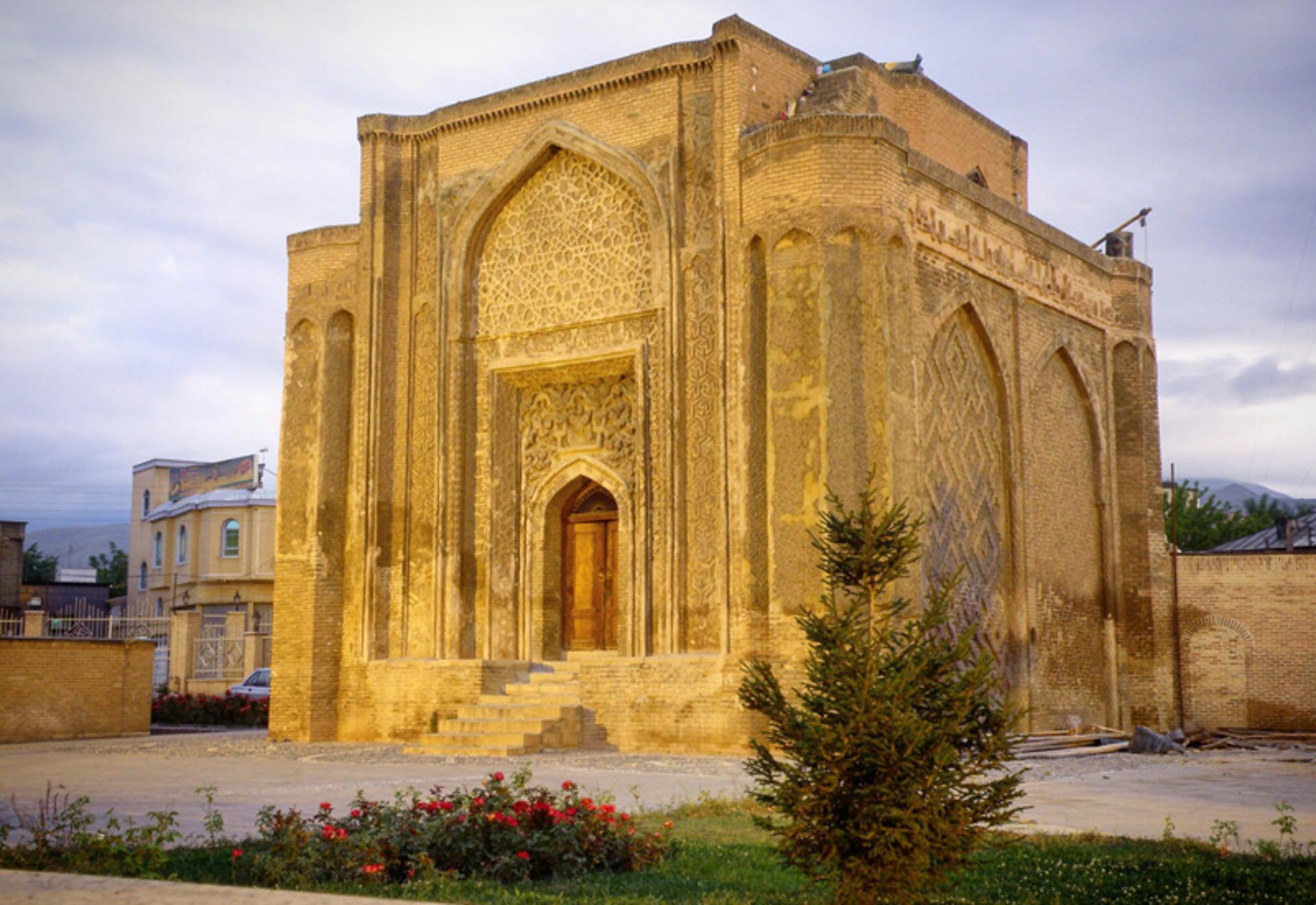 بنای گنبد علویان