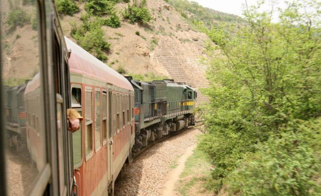 تفریح در قطارهای گردشگری ایران