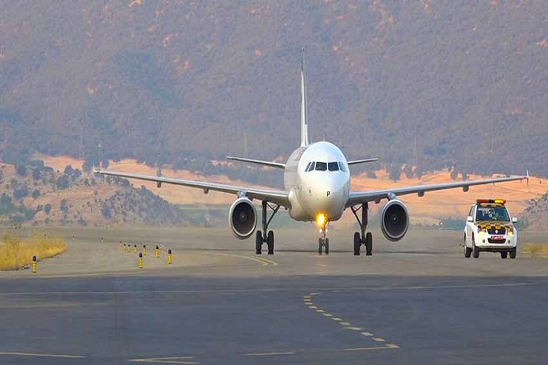 فرودگاه مشهد