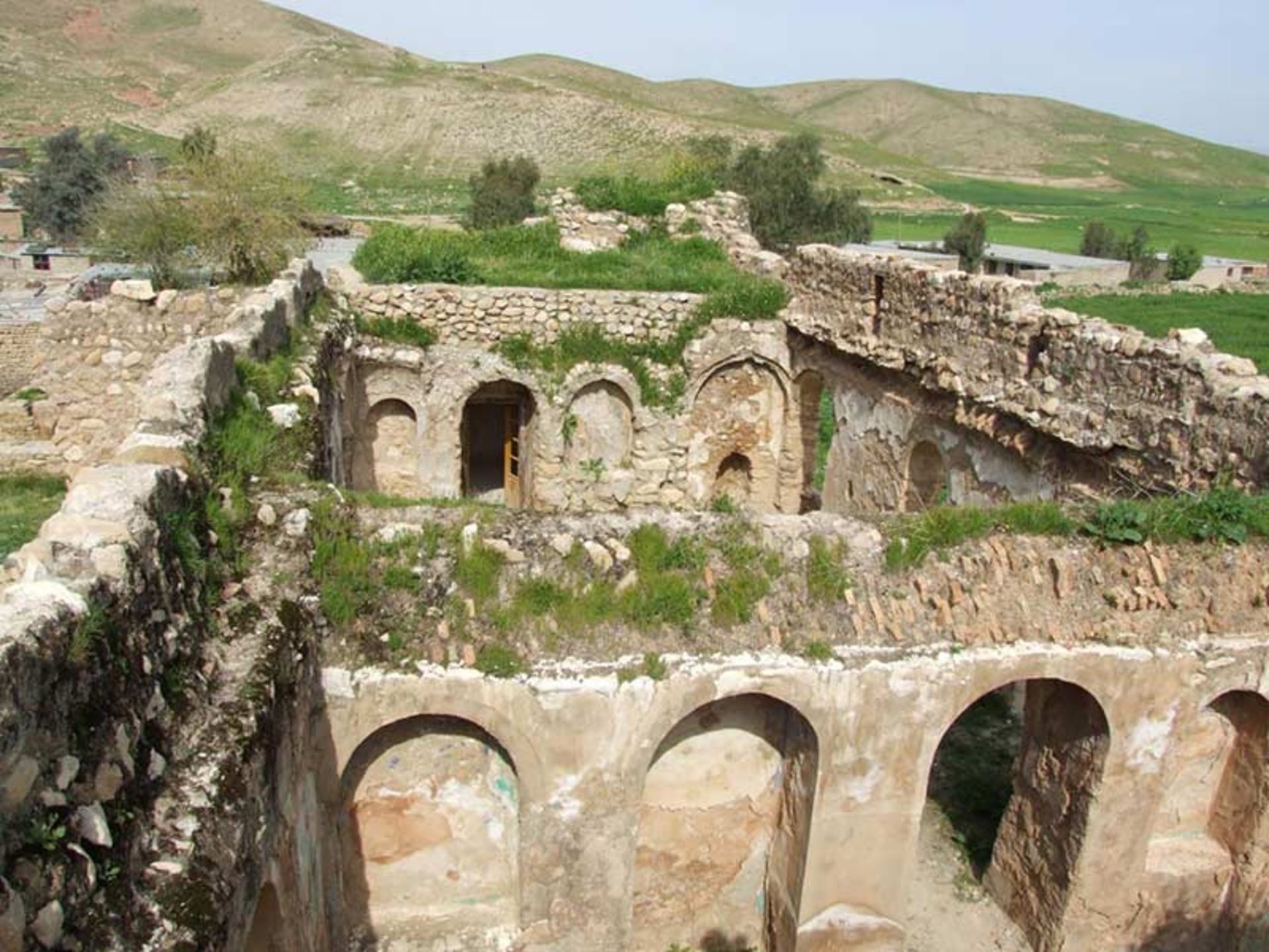 باقیمانده شهر تاریخی سیمره