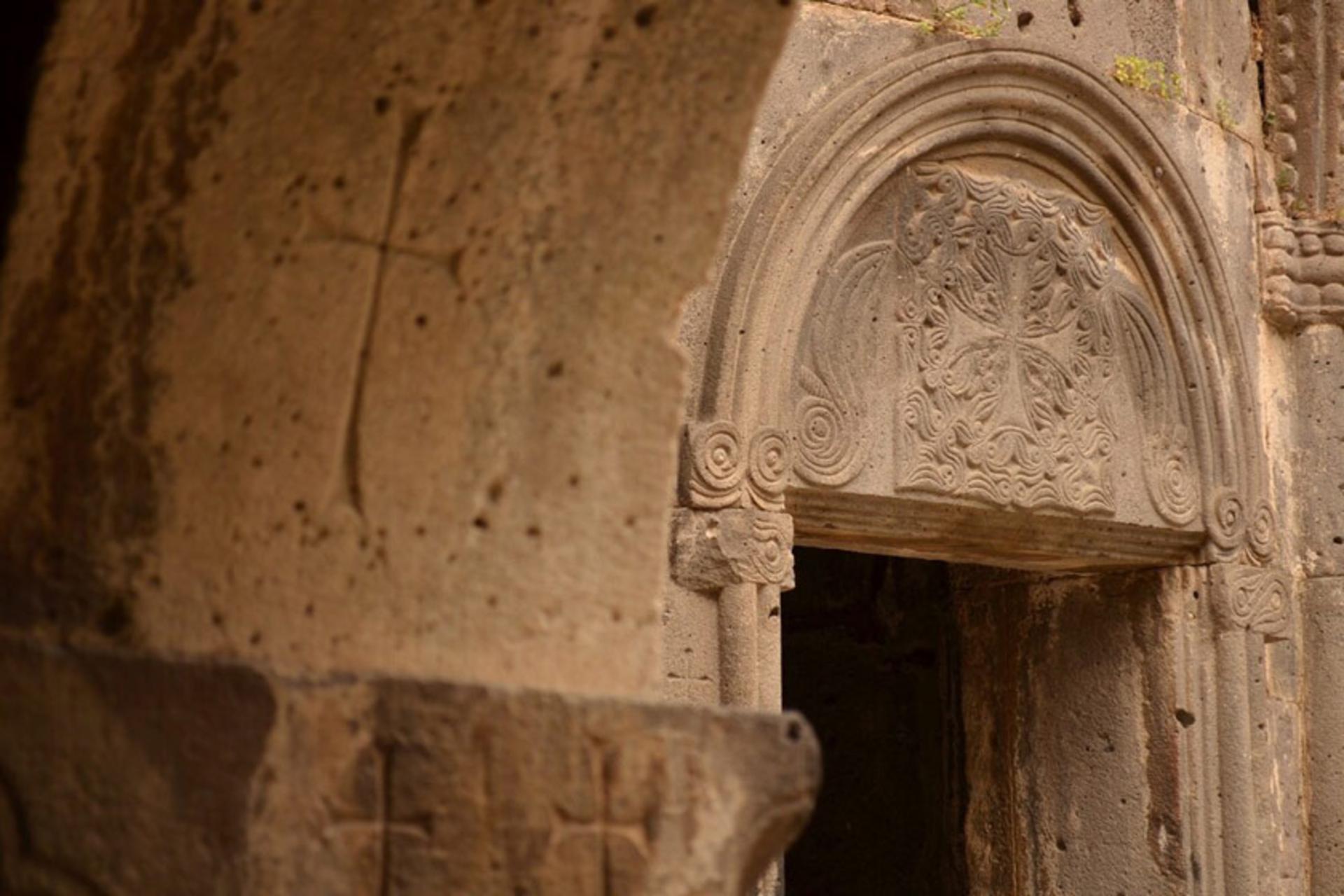 تزیینات معماری صومعه هاقپات
