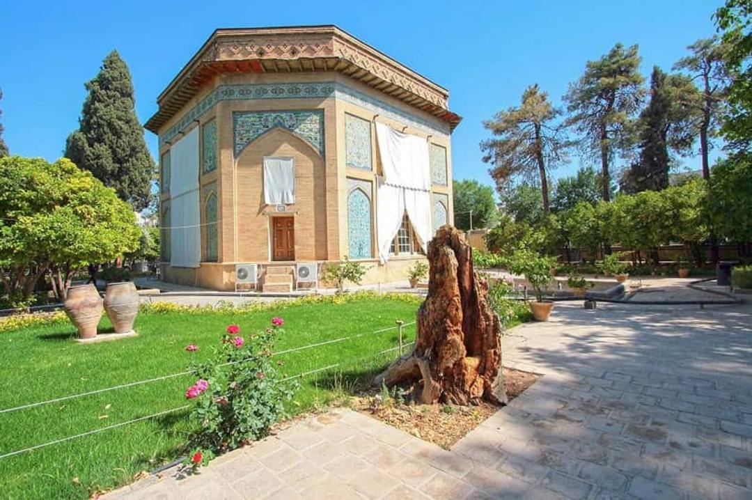 عمارت کلاه‌فرنگی باغ نظر