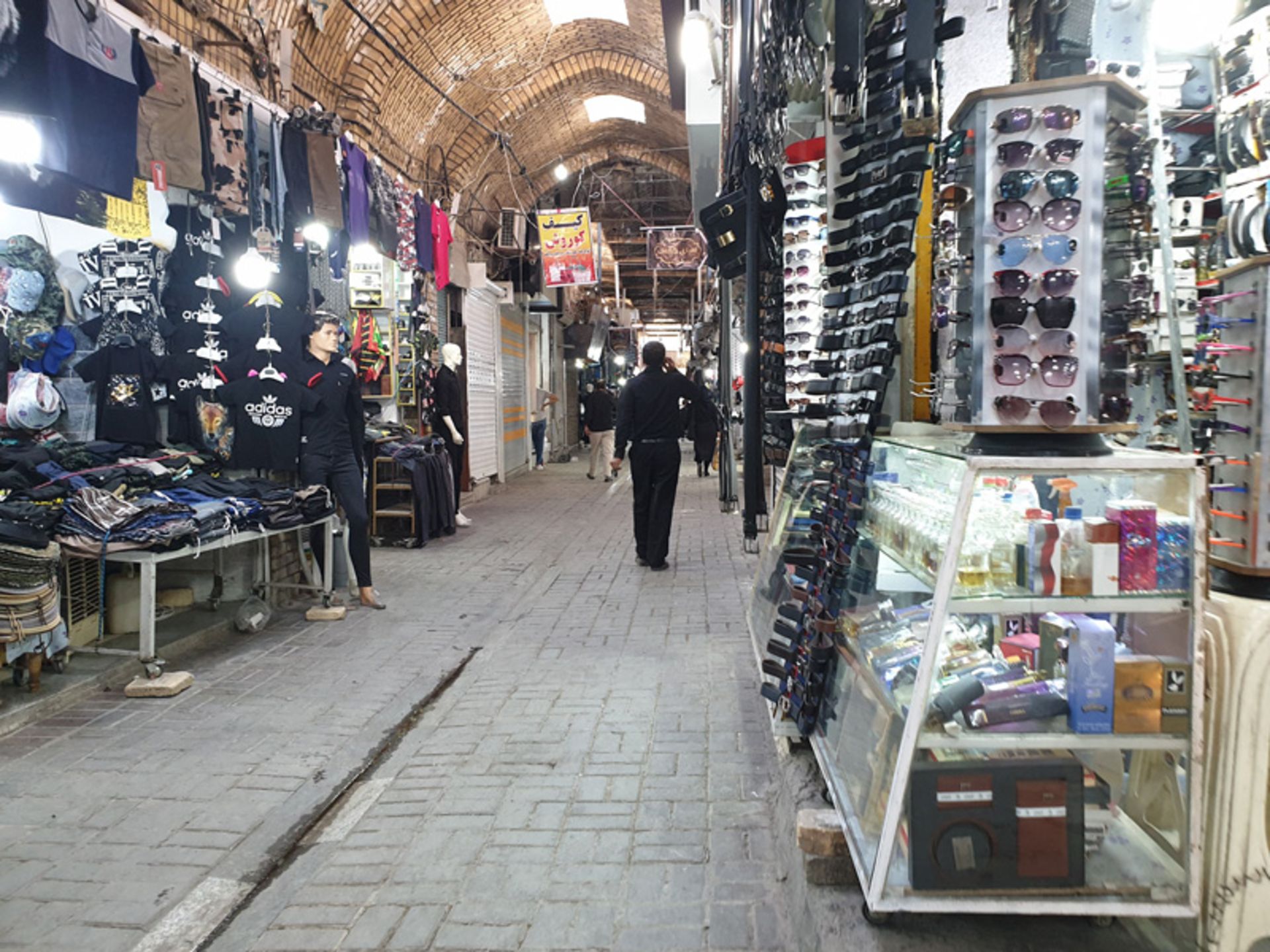 فروشگاه‌های بازار ملایر