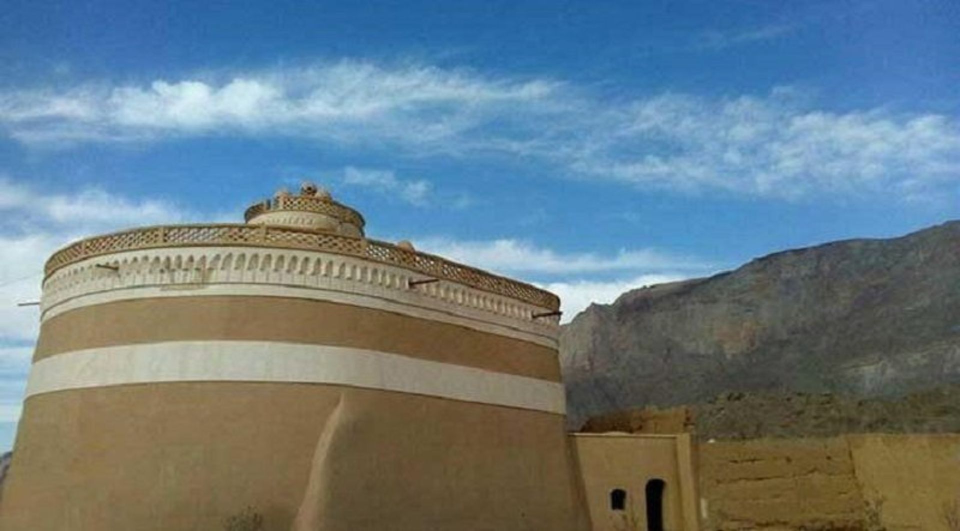 برج کبوتر چهار برج