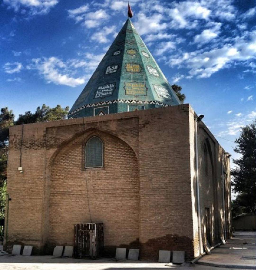 آرامگاه امام‌زاده هادی و علی النقی (امام‌زاده ینگی امام) در هشتگرد