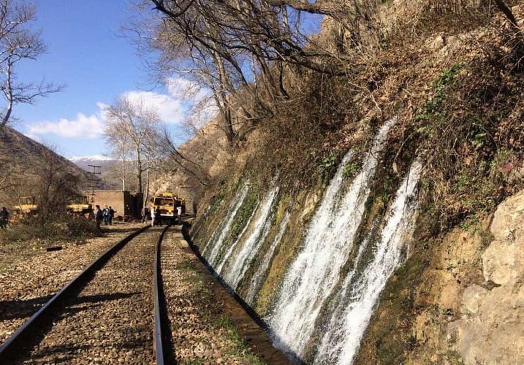 جاذبه های مسیر قطار گردشگری لرستان