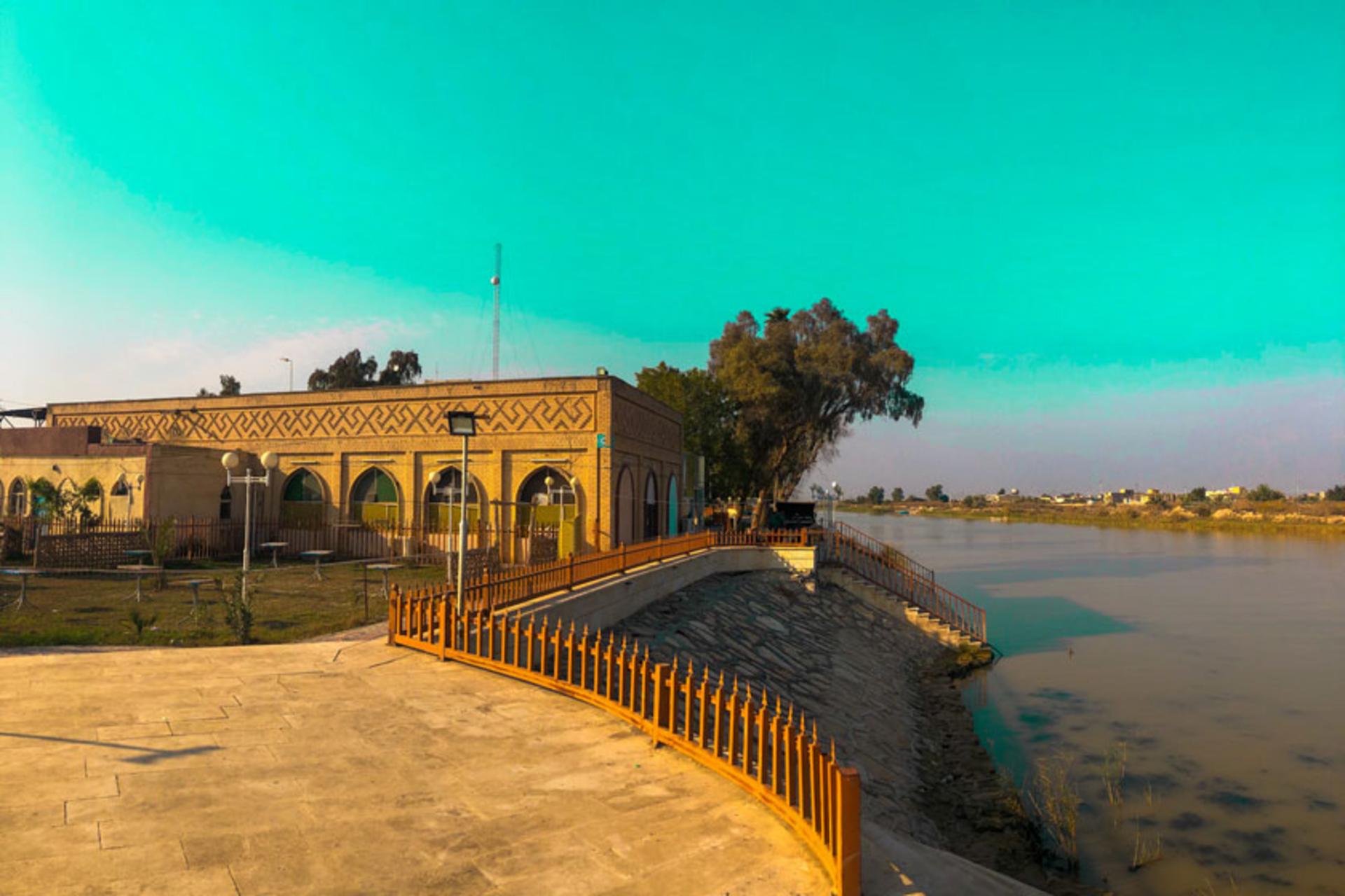 زیارتگاه درخت آدم