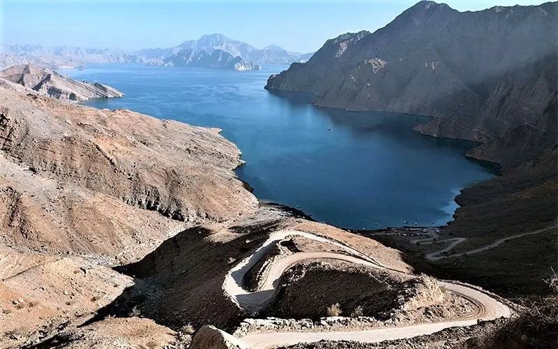 عکس هوایی از آبدره مسندم عمان،‌ منبع عکس: audleytravel.com، عکاس: ناشناس