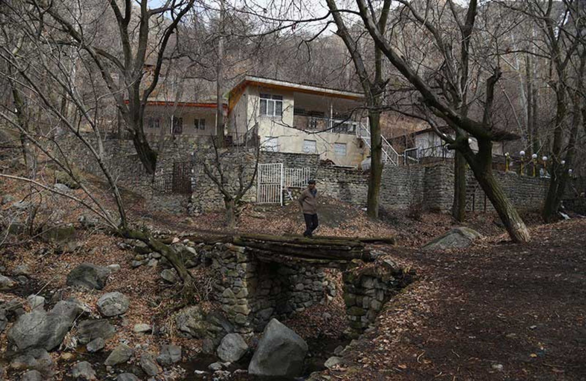خانه های واریان در زمستان؛ منبع عکس: خبرگزاری تسنیم؛ عکاس: محمدصادق نیک گستر