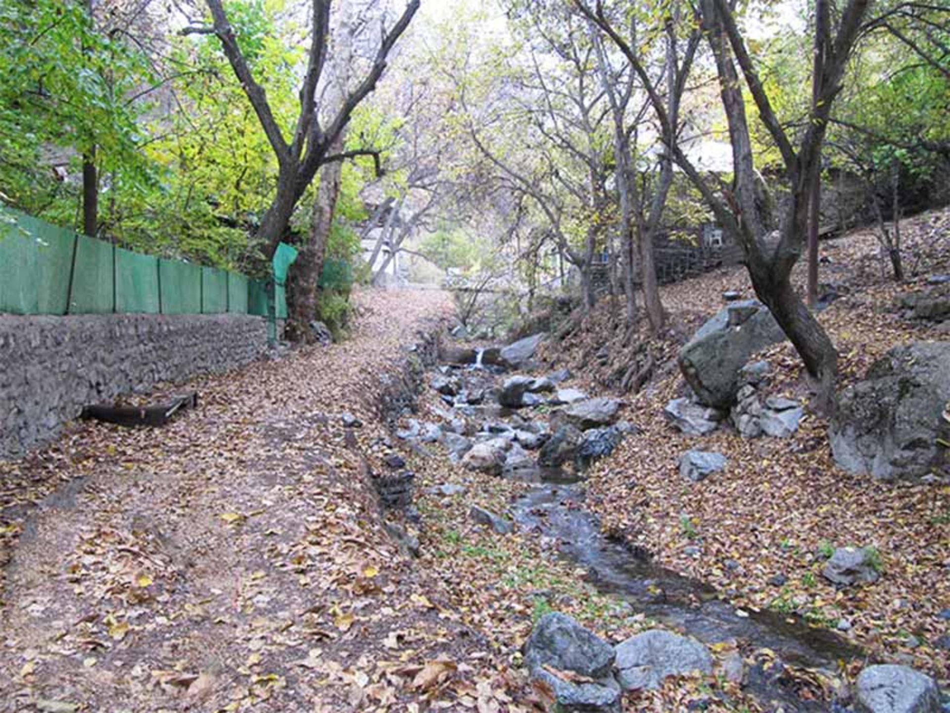 کوچه باغ‌های واریان؛ منبع عکس: sedayemoallem؛ عکاس: نامشخص