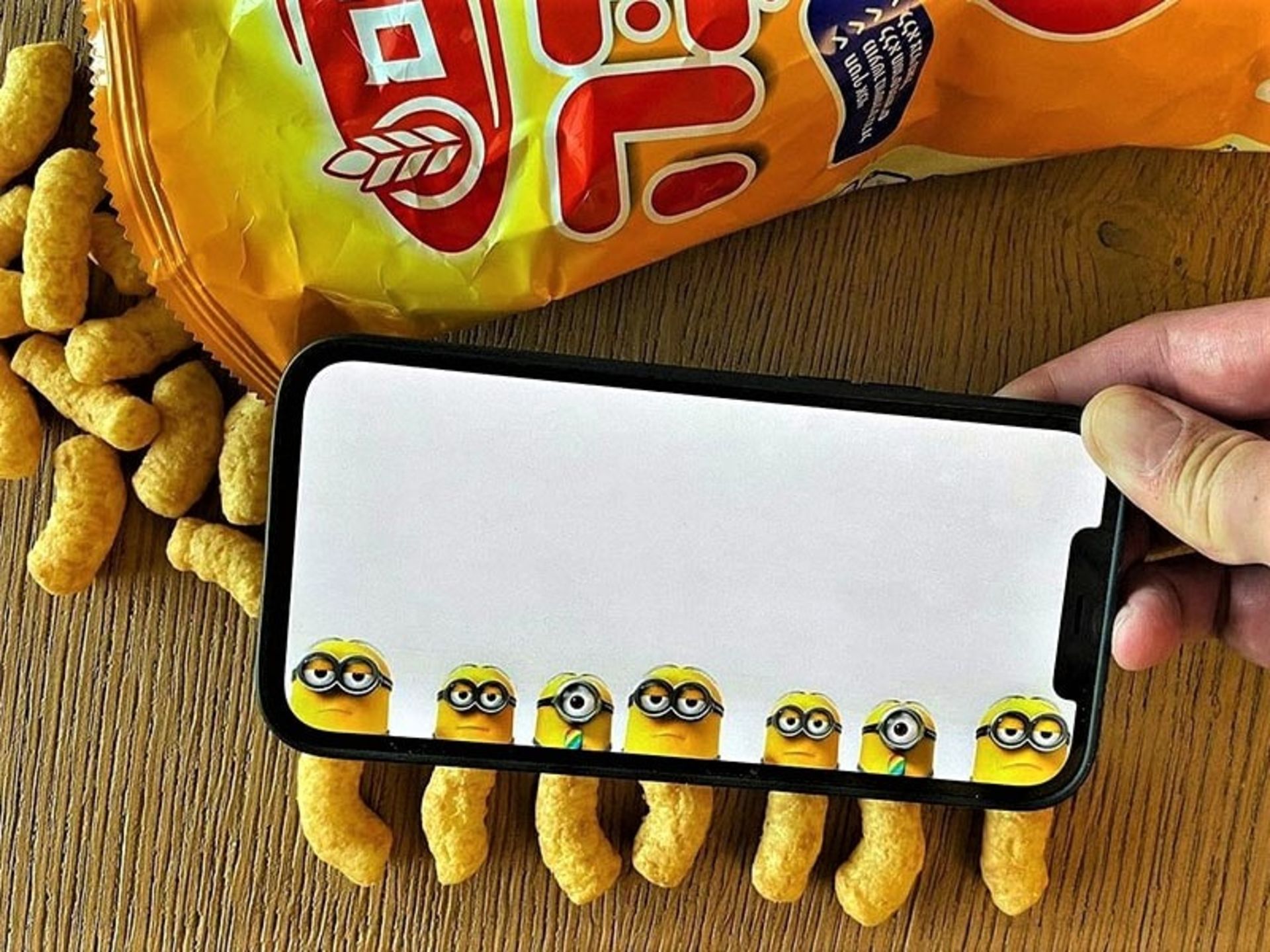 تلفیق عکس های کارتونی با پفک