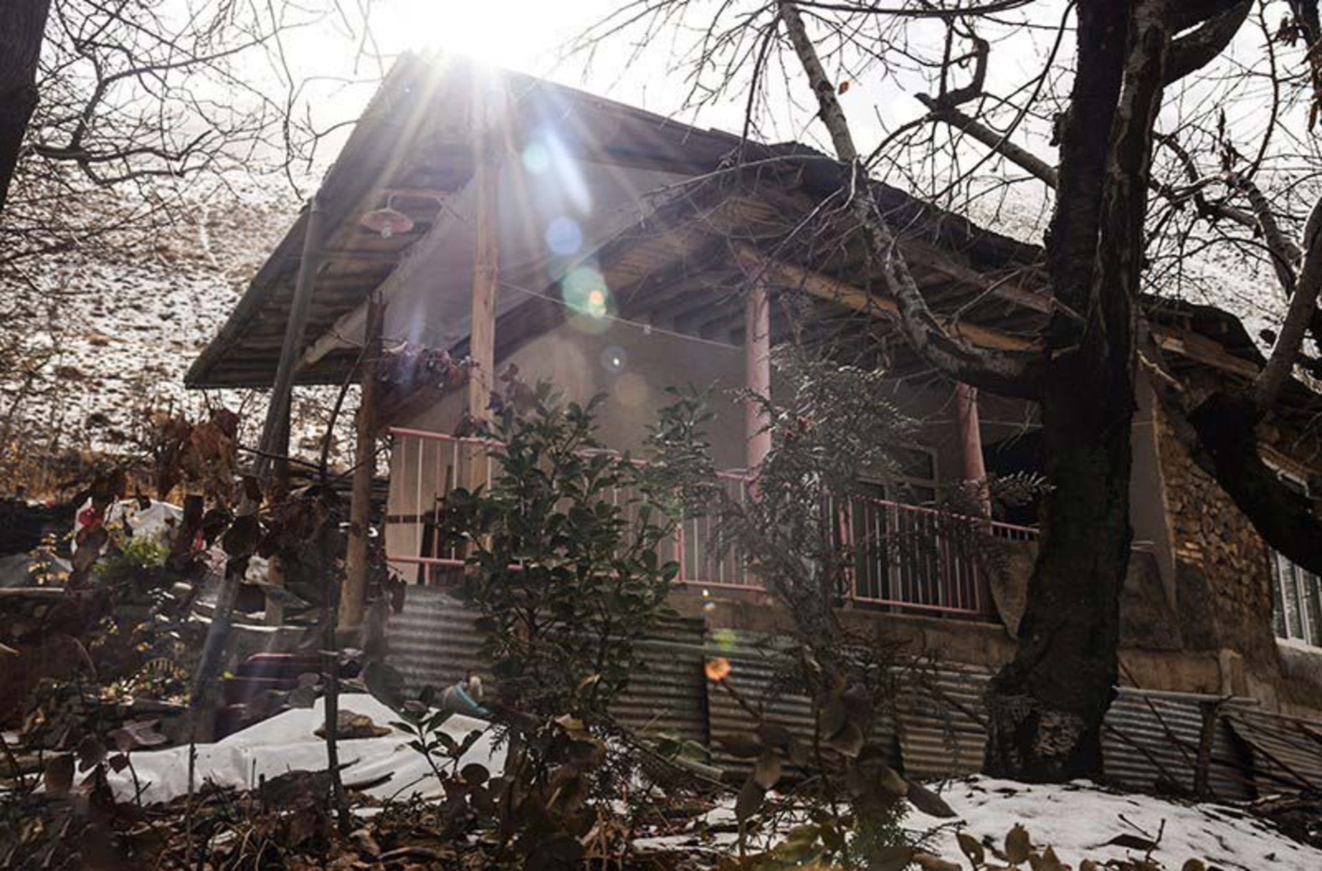 خانه‌ای قدیمی در واریان؛ منبع عکس: خبرگزاری تسنیم؛ عکاس: محمدصادق نیک گستر