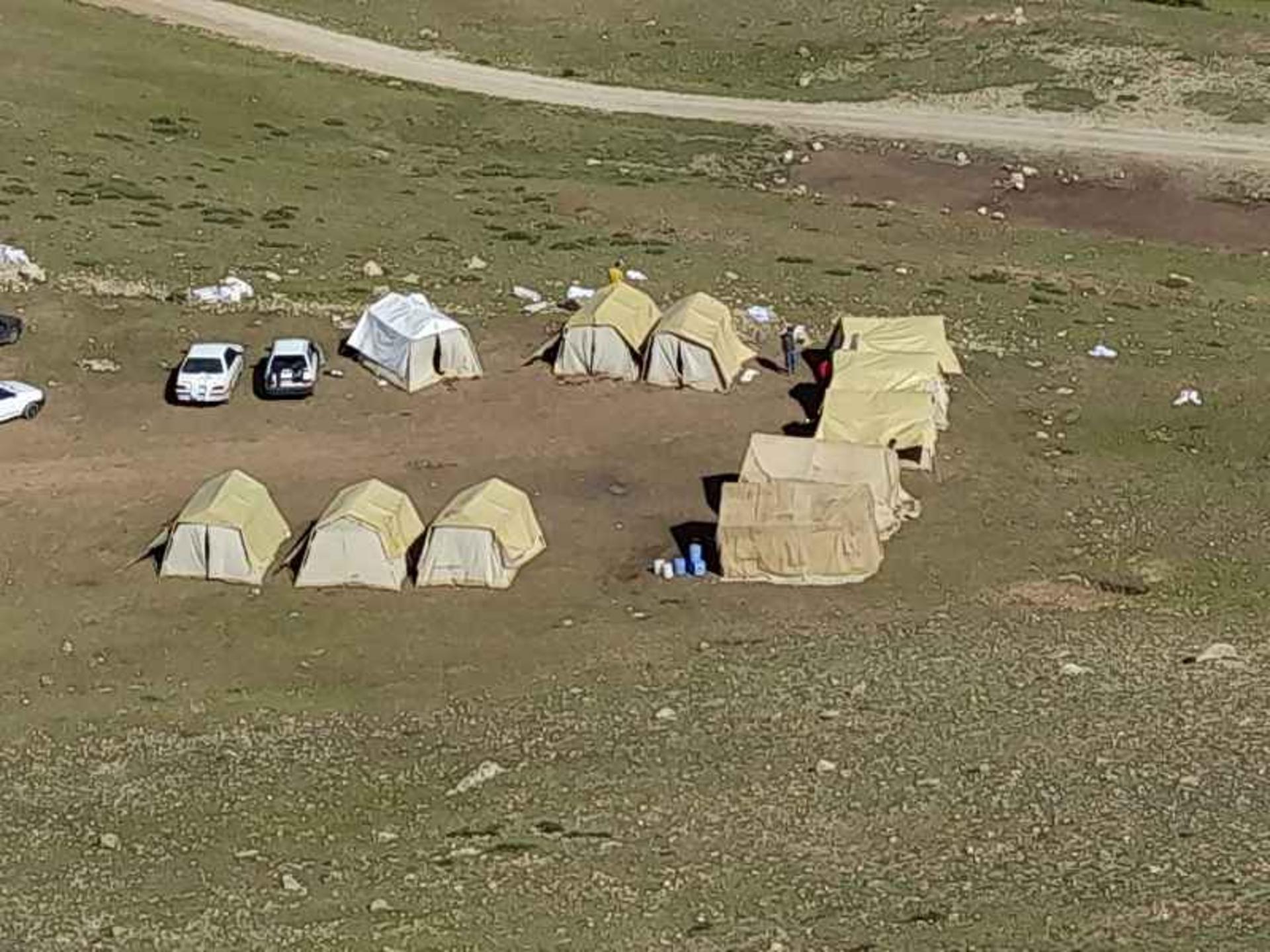 کمپ در گدوک؛ منبع عکس: گوگل مپ؛ عکاس: Mhdi Tt