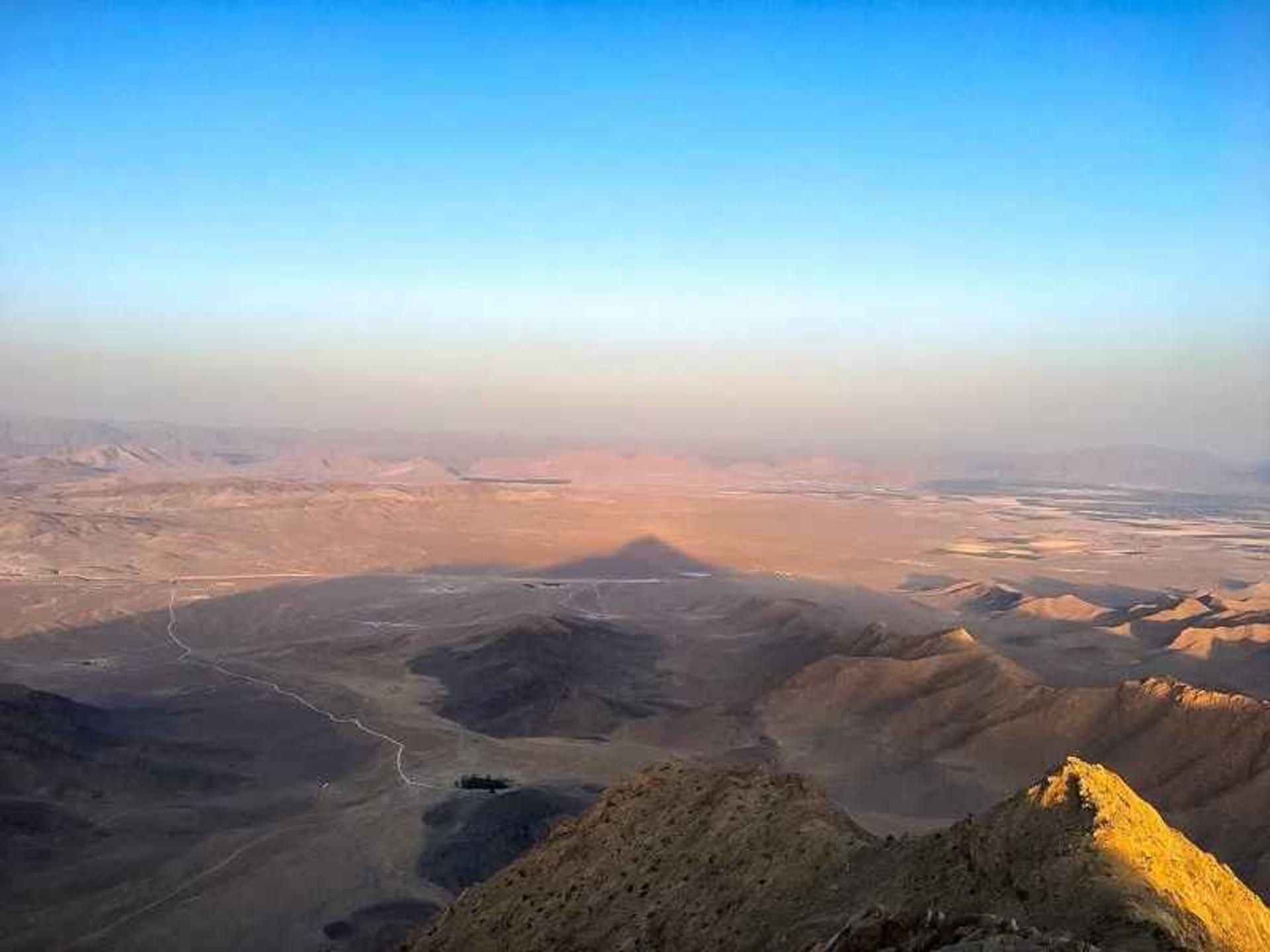 بقعه صالح در کنجدجا؛ منبع عکس گوگل مپ، عکاس: محمد مهدی عسگری