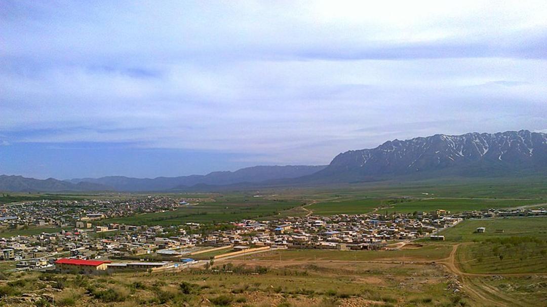 بوئین میاندشت؛ منبع عکس: ویکی‌مدیا، عکاس: Ooggs00995
