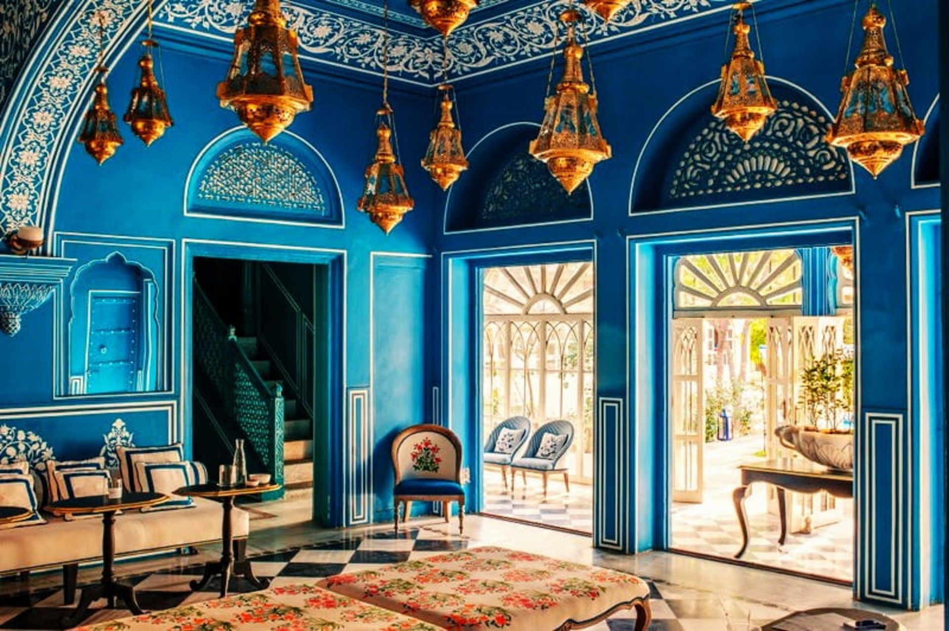 محوطه رستوران پالادیو در راجستان هند، منبع: architecturaldigest