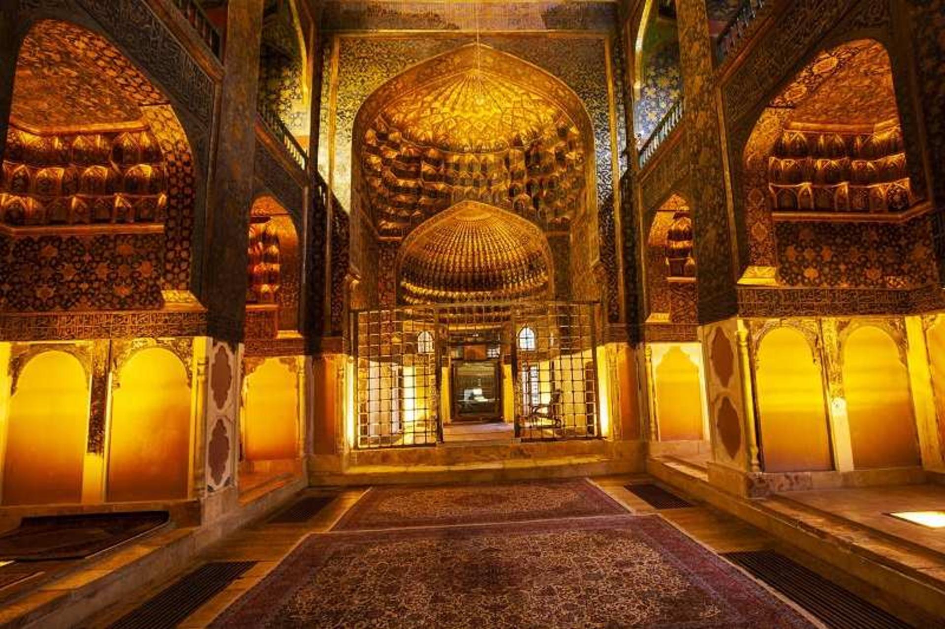 نمای کلی از شیخ صفی الدین اردبیلی؛ منبع عکس: گوگل مپ؛ عکاس: MeHRan Ho