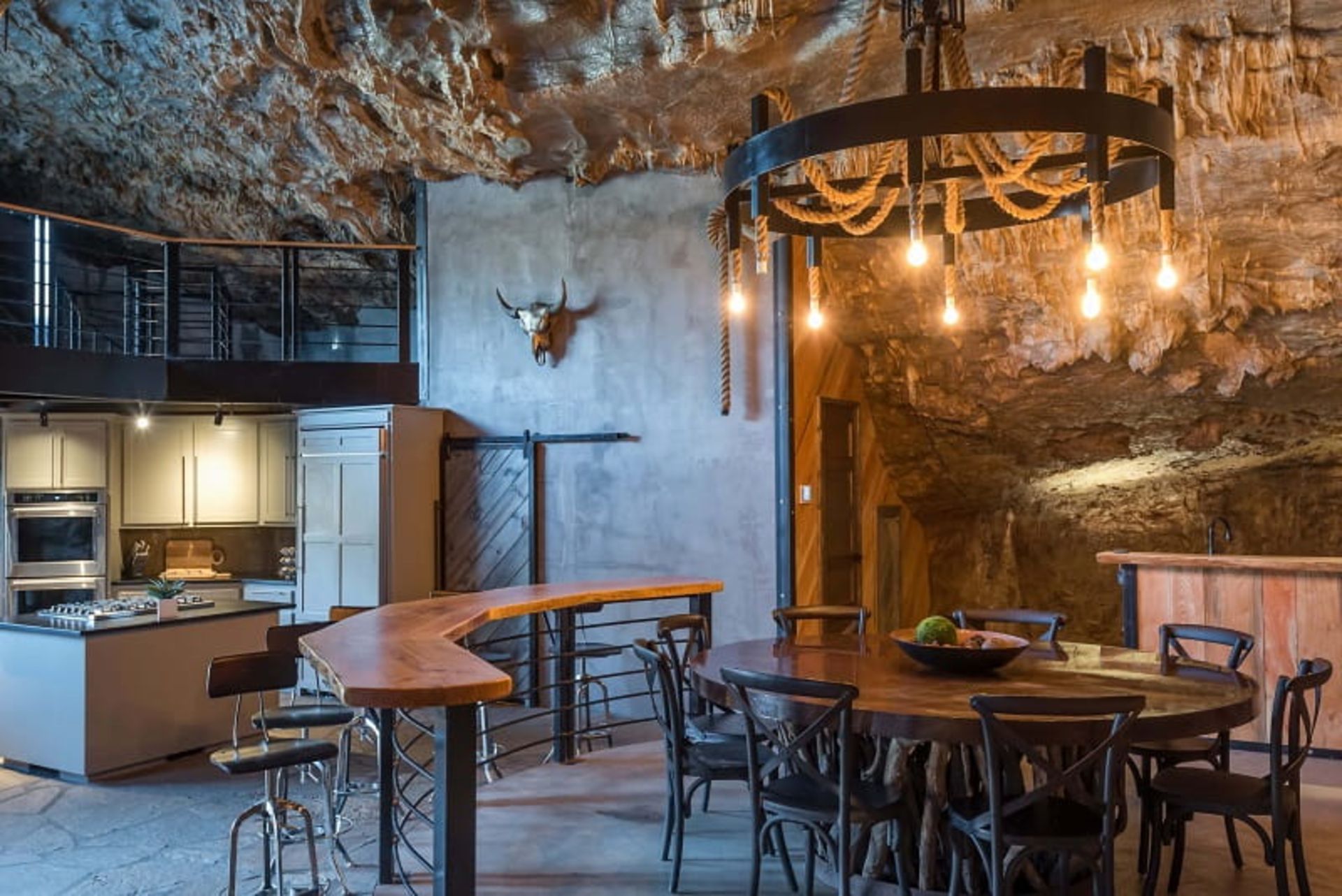 اقامتگاه صخره ای بکهام کریک، منبع:beckhamcave