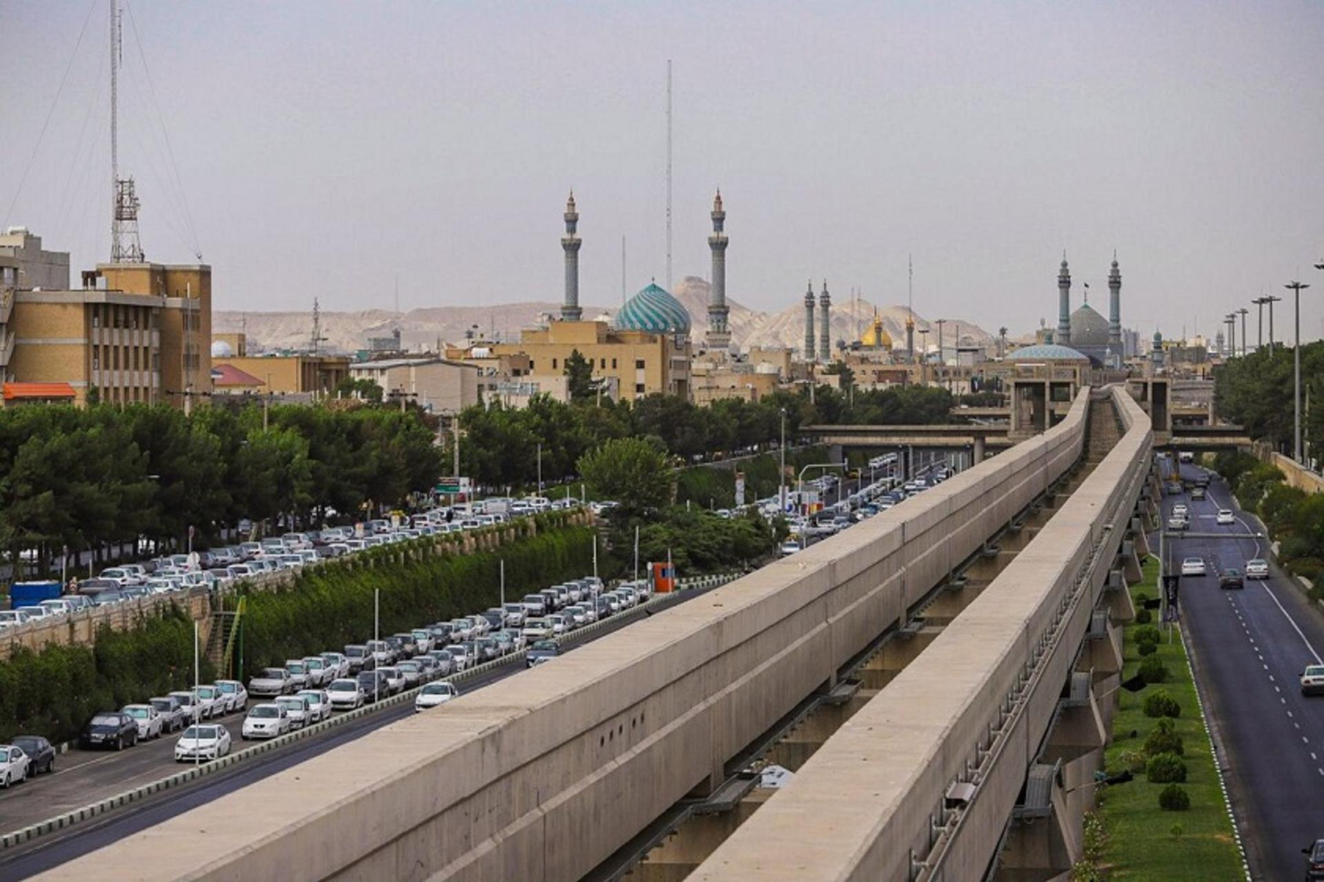 خیابان های قم؛ منبغ عکس: www.tahlilbazaar.com؛ عکاس: نامشخص