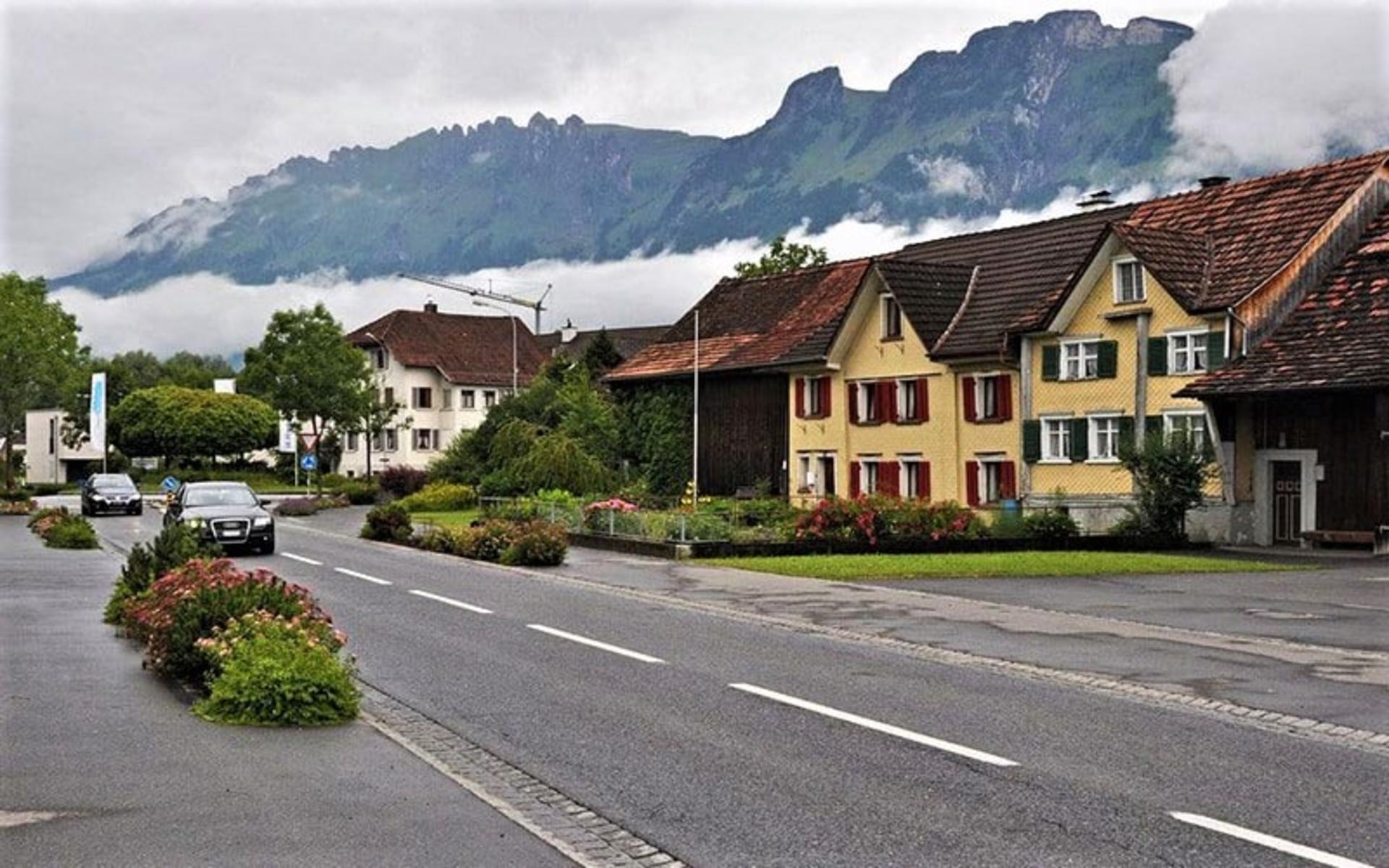 خانه های مسکونی در لیختن اشتاین، منبع عکس: thecrazytourist.com، عکاس: ناشناس