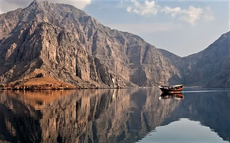 آبدره مسندم عمان، منبع عکس: edition.cnn.com، عکاس: ناشناس