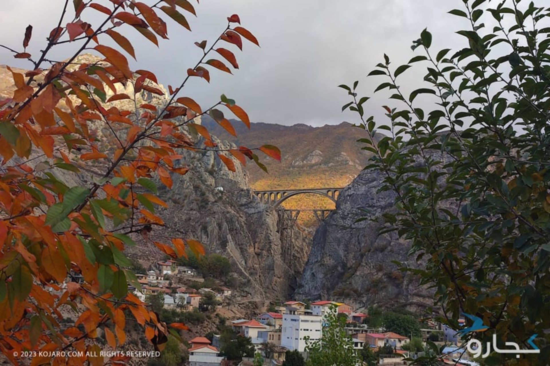 پل ورسک در پاییز ایران