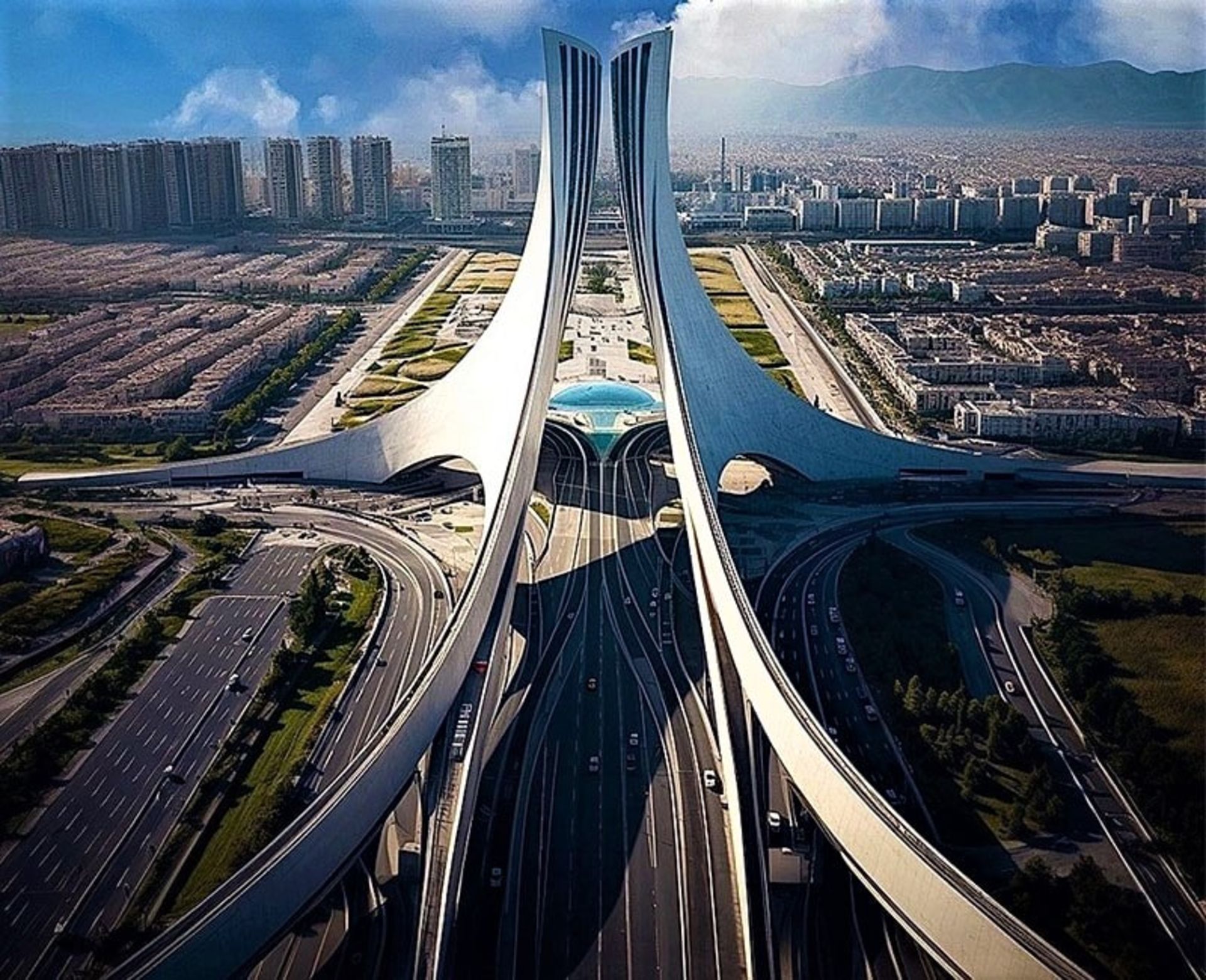 معماری متفاوت برج آزادی با هوش مصنوعی