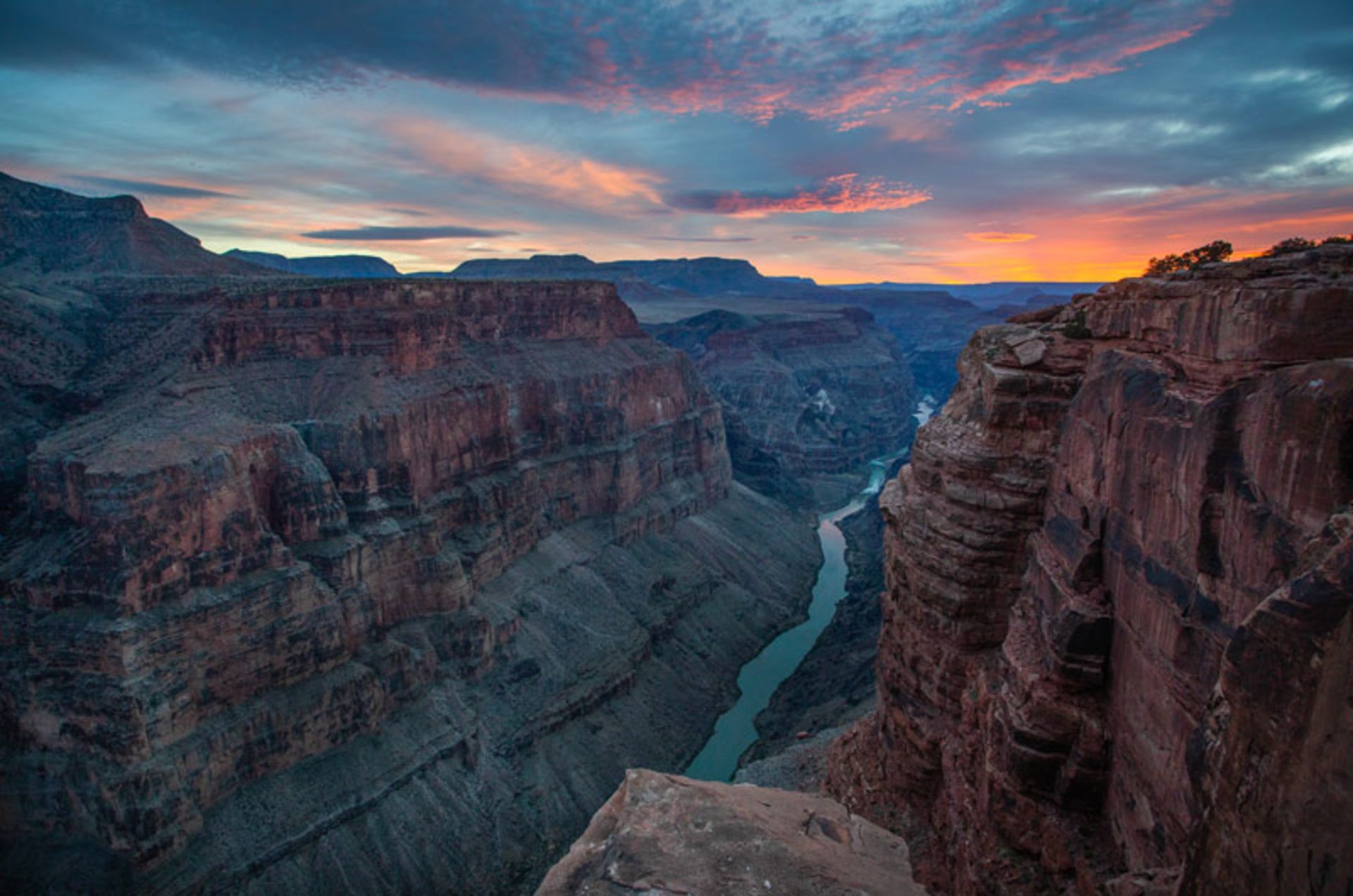 رود کلرادو؛ منبع عکس: American Rivers، عکاس: Amy S. Martin