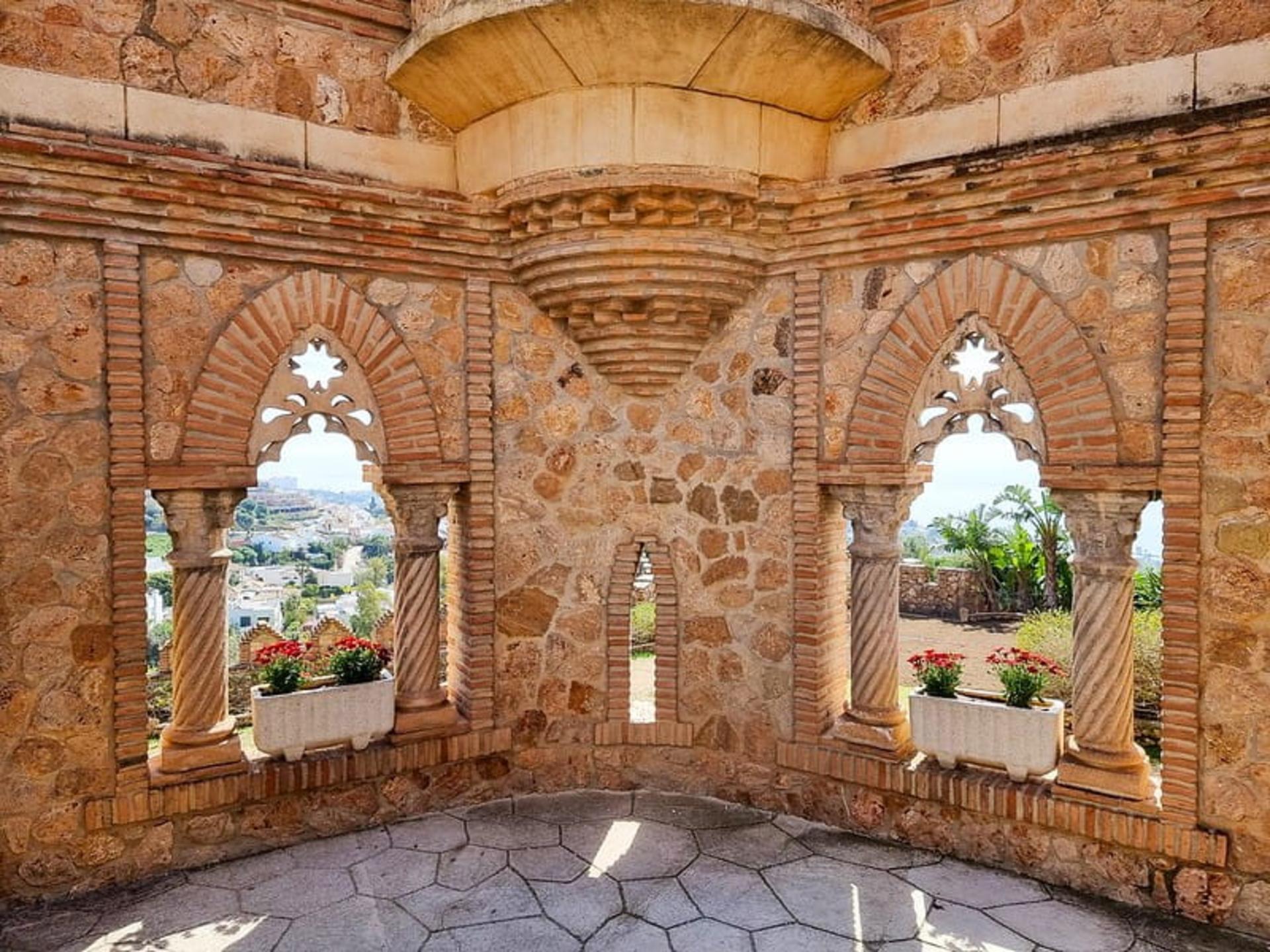 قلعه کولومارس، منبع: andaluciainmypocket.com